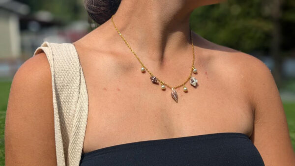 Caribbean Seashell and pearl necklace - Image 2